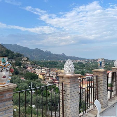 Bed And Relax-Il Maniero Bed & Breakfast Calatabiano Exterior foto
