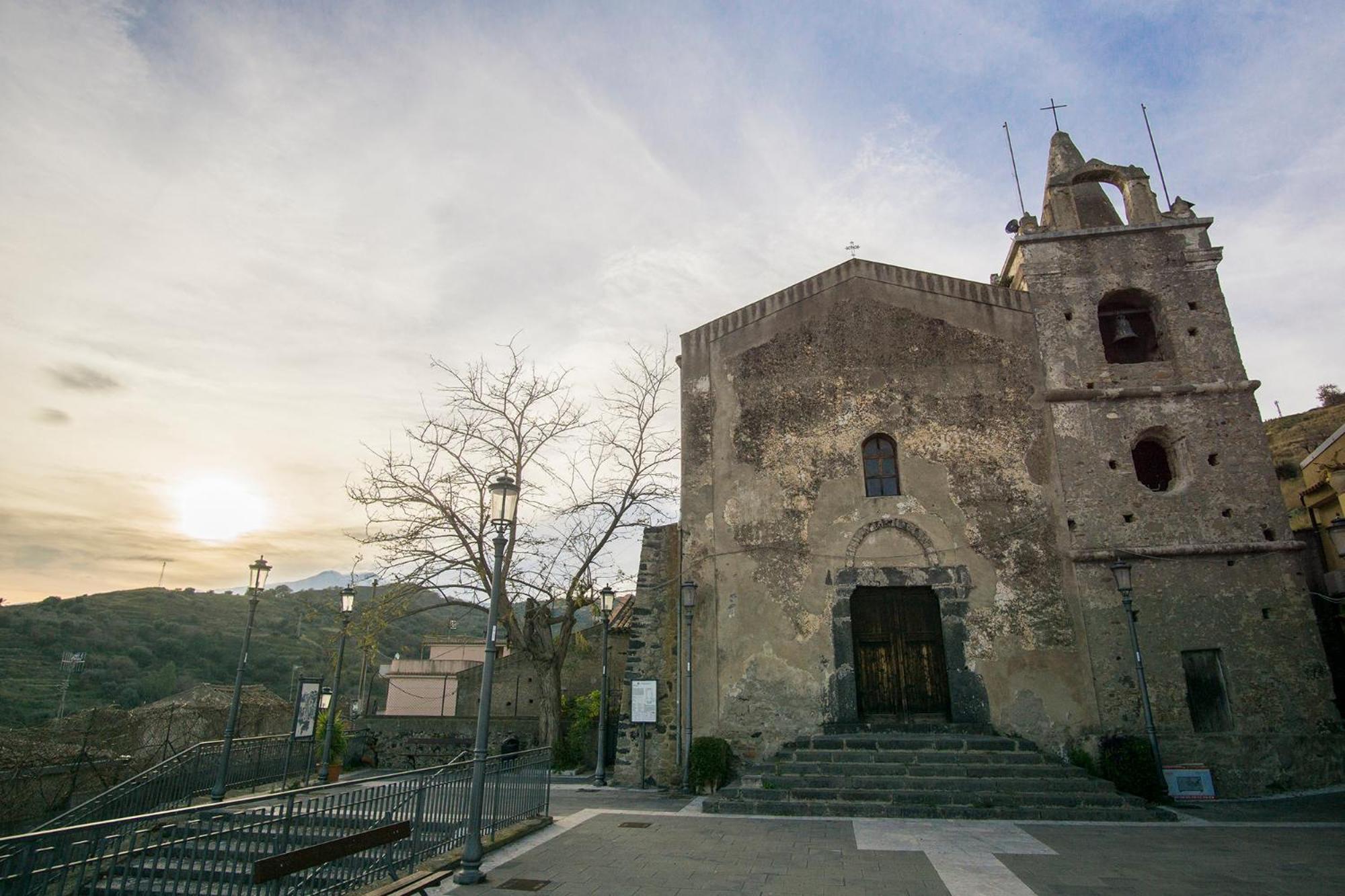 Bed And Relax-Il Maniero Bed & Breakfast Calatabiano Exterior foto