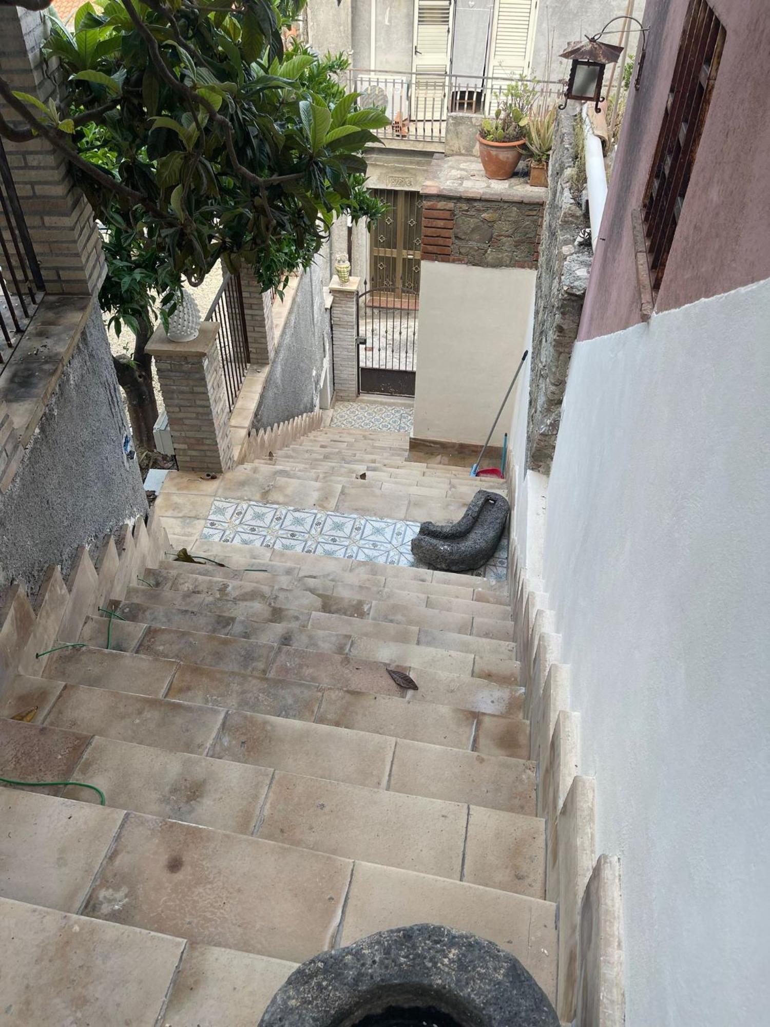 Bed And Relax-Il Maniero Bed & Breakfast Calatabiano Exterior foto