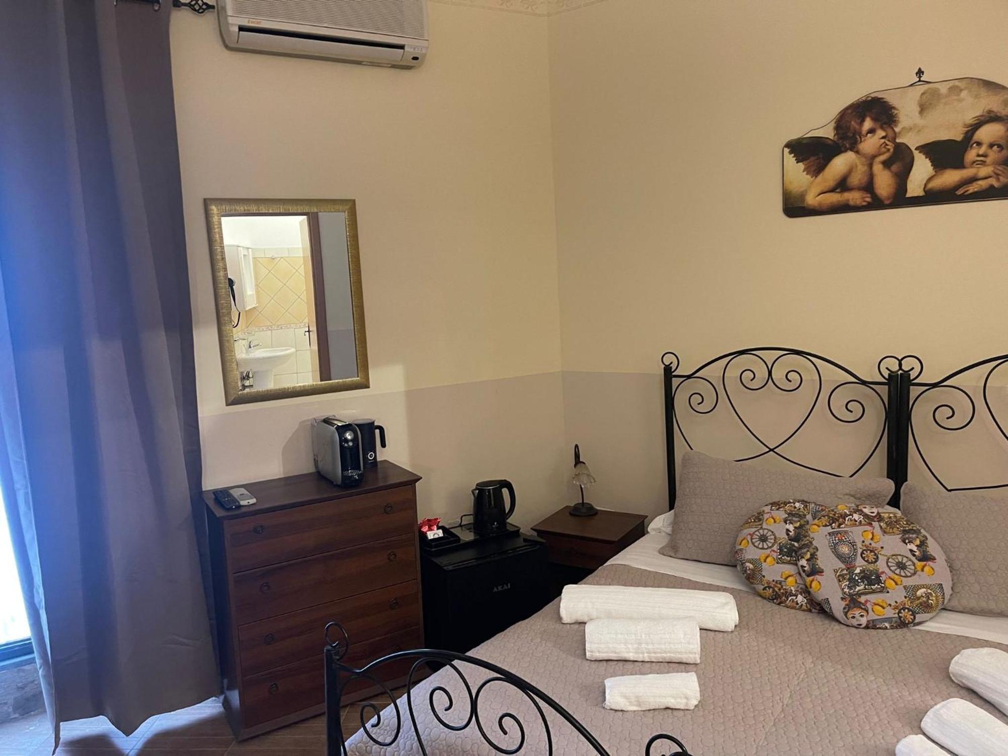 Bed And Relax-Il Maniero Bed & Breakfast Calatabiano Exterior foto