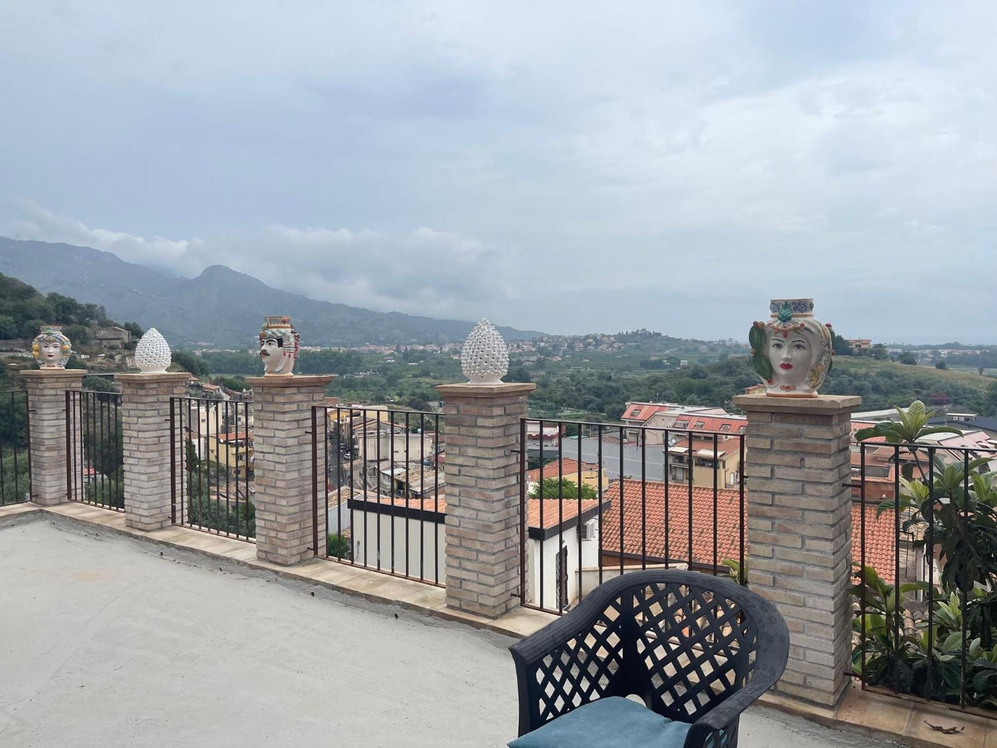 Bed And Relax-Il Maniero Bed & Breakfast Calatabiano Exterior foto