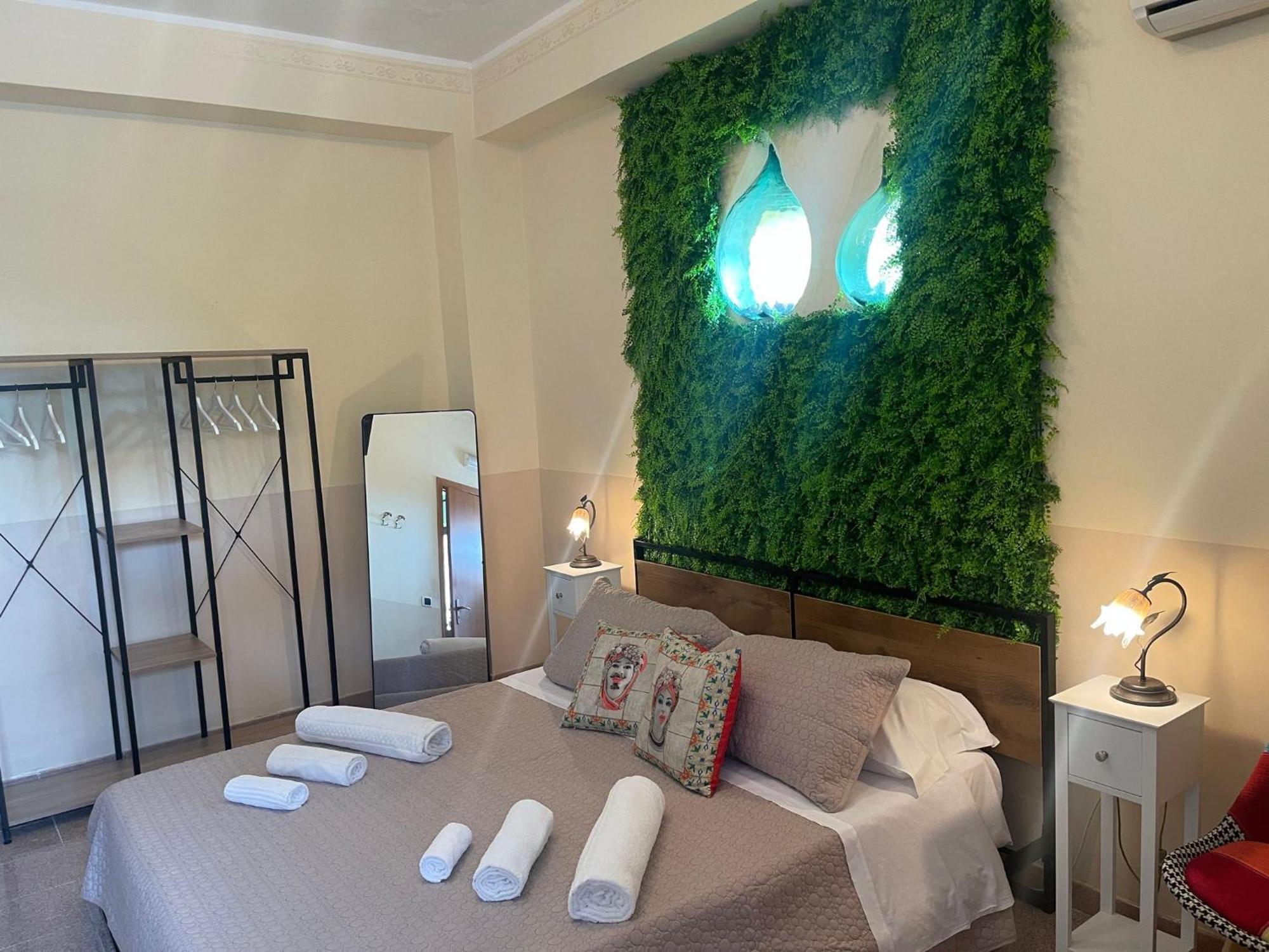 Bed And Relax-Il Maniero Bed & Breakfast Calatabiano Exterior foto