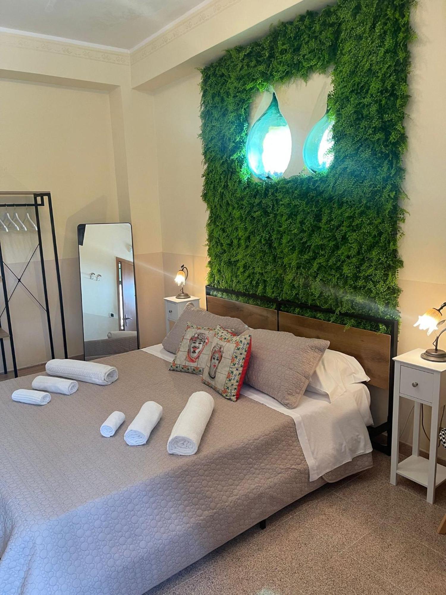 Bed And Relax-Il Maniero Bed & Breakfast Calatabiano Exterior foto