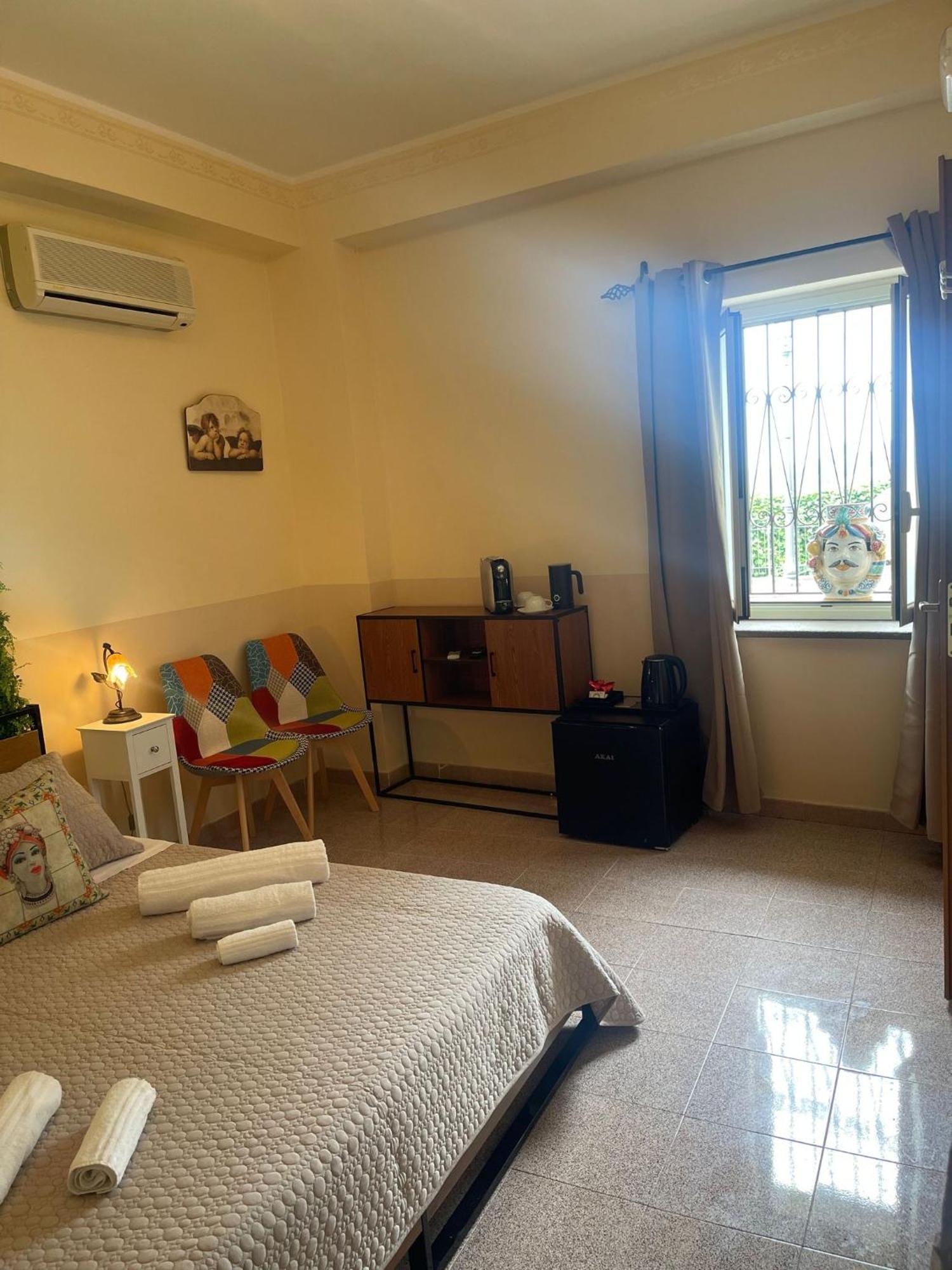 Bed And Relax-Il Maniero Bed & Breakfast Calatabiano Exterior foto