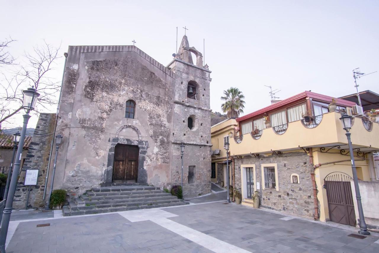 Bed And Relax-Il Maniero Bed & Breakfast Calatabiano Exterior foto